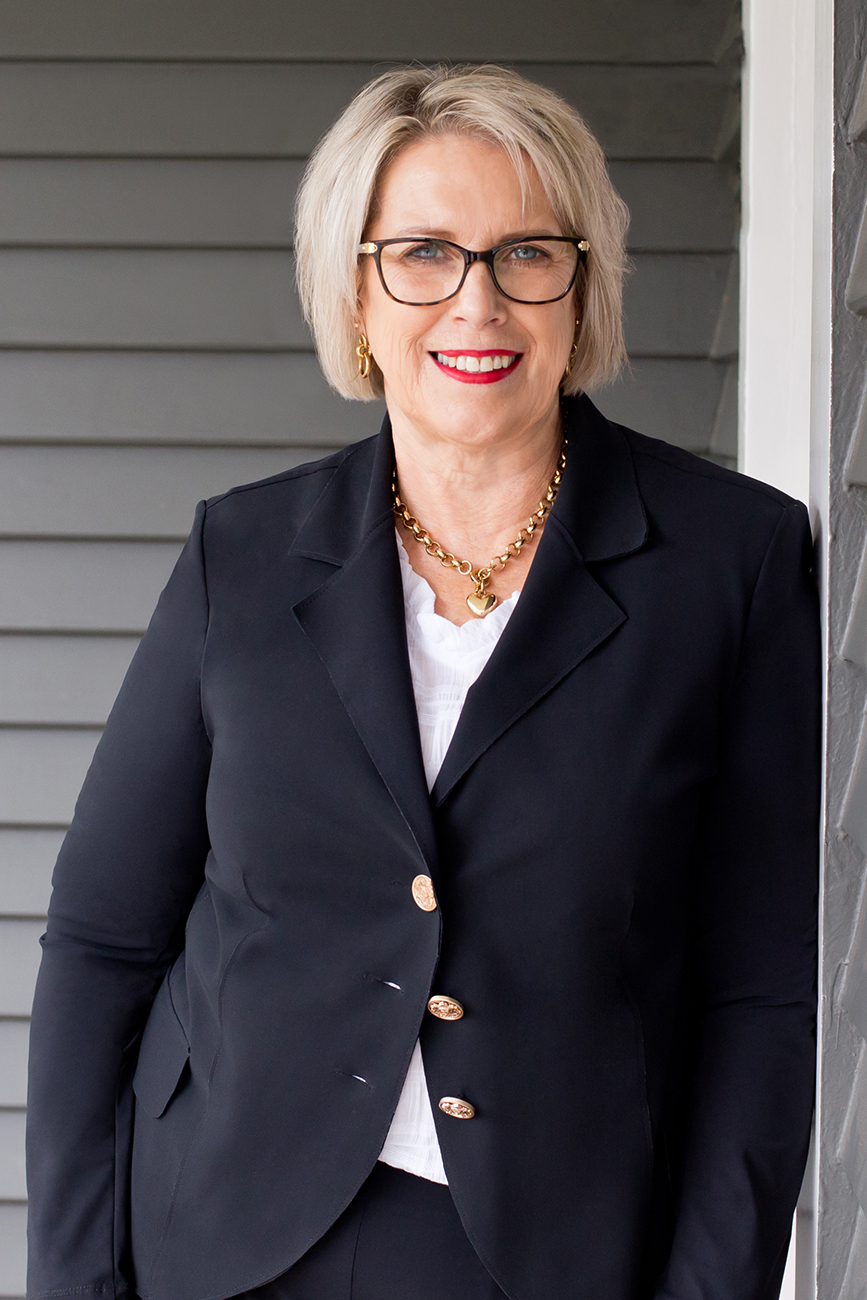 Barbara-Lee Dickson, Financial Adviser